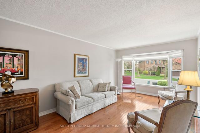 4 Parklawn Cres, House detached with 4 bedrooms, 4 bathrooms and 6 parking in Markham ON | Image 35