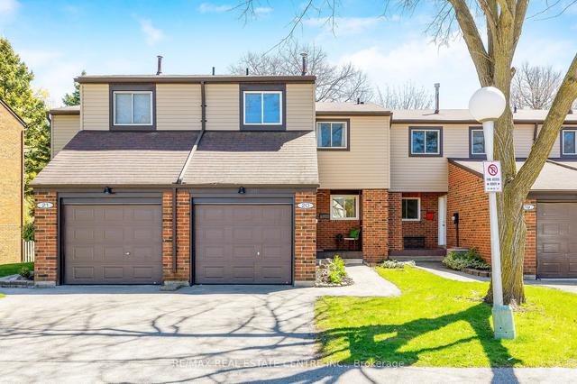 20 - 250 Satok Cres, Townhouse with 4 bedrooms, 3 bathrooms and 2 parking in Milton ON | Image 1