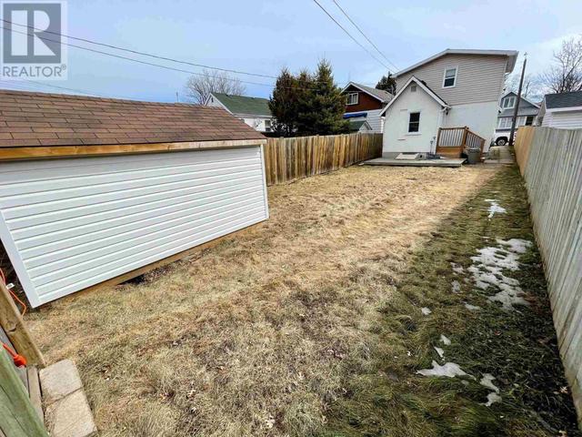605 Harold St N, House detached with 2 bedrooms, 1 bathrooms and null parking in Thunder Bay ON | Image 18