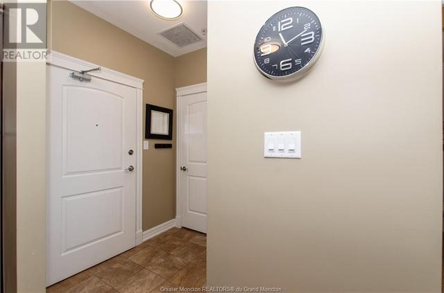 404 - 185 Royal Oaks Blvd, Condo with 2 bedrooms, 2 bathrooms and null parking in Moncton NB | Image 2