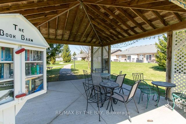 134 Meadow Lane, House attached with 2 bedrooms, 2 bathrooms and 2 parking in Wasaga Beach ON | Image 18