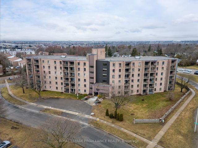 408 - 17 Eldon Hall Pl, Condo with 2 bedrooms, 1 bathrooms and 1 parking in Kingston ON | Image 24