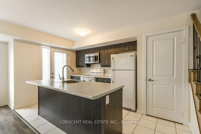 132 - 80 Parrotta Dr N, Townhouse with 2 bedrooms, 2 bathrooms and 1 parking in Toronto ON | Image 2