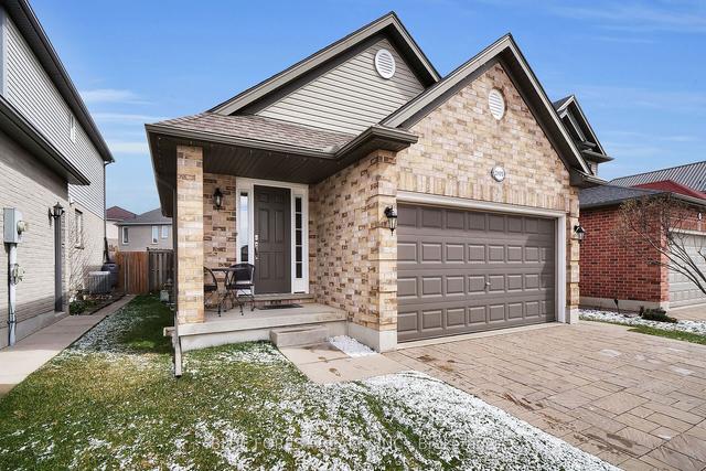 2891 Meadowgate Blvd, House detached with 3 bedrooms, 2 bathrooms and 4 parking in London ON | Image 37