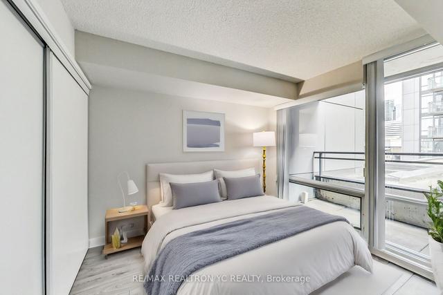 303 - 25 Telegram Mews, Condo with 1 bedrooms, 1 bathrooms and 0 parking in Toronto ON | Image 12