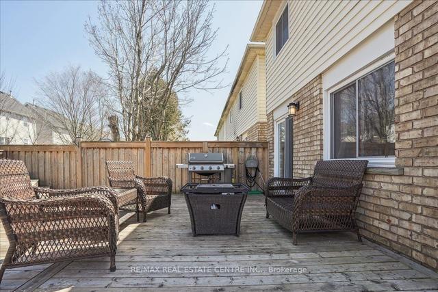 4 Danville Ave, House attached with 3 bedrooms, 1 bathrooms and 3 parking in Halton Hills ON | Image 15