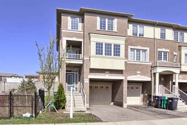 2 Cedarland Rd, House attached with 4 bedrooms, 5 bathrooms and 2 parking in Brampton ON | Image 1