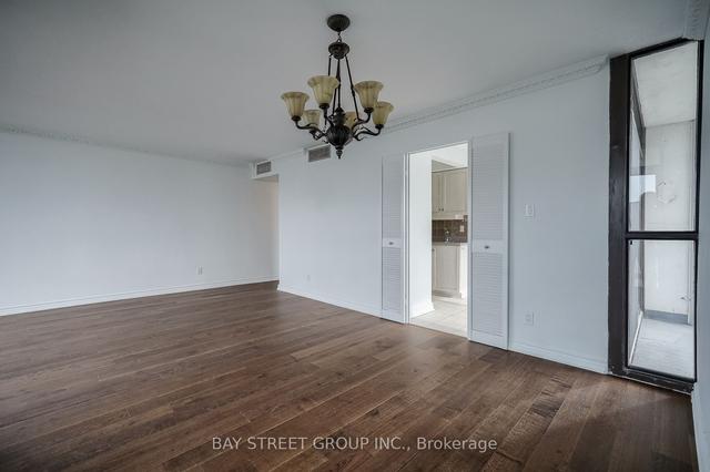 1710 - 1333 Bloor St N, Condo with 3 bedrooms, 2 bathrooms and 1 parking in Mississauga ON | Image 8