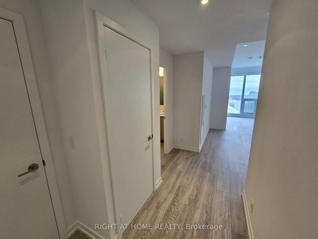 4112 - 55 Mercer St, Condo with 1 bedrooms, 2 bathrooms and 0 parking in Toronto ON | Image 2
