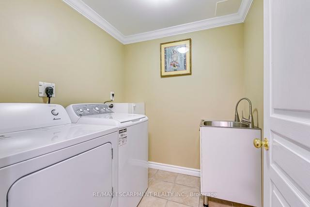 8 Lovett Crt, House detached with 3 bedrooms, 4 bathrooms and 11 parking in Hamilton ON | Image 31