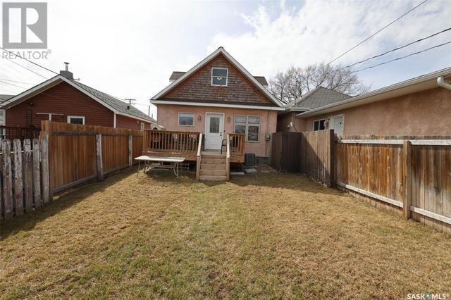 670 Athabasca Street E, House detached with 3 bedrooms, 3 bathrooms and null parking in Moose Jaw SK | Image 42