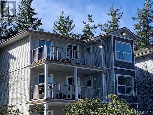 301 - 262 Birch St, Condo with 3 bedrooms, 1 bathrooms and 10 parking in Campbell River BC | Image 1