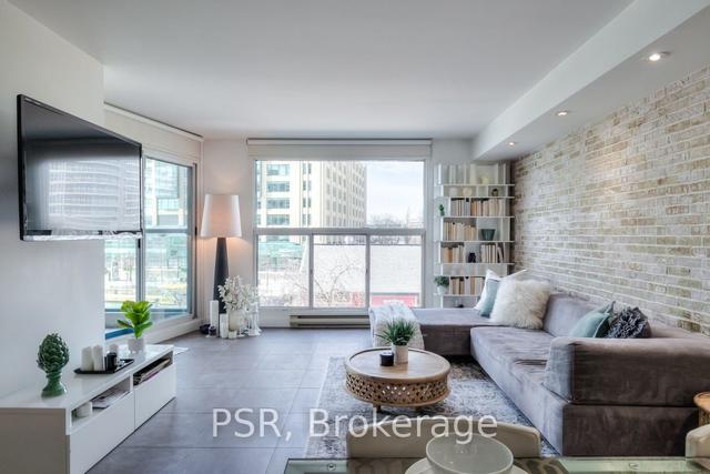 411 - 77 Harbour Sq, Condo with 1 bedrooms, 1 bathrooms and 1 parking in Toronto ON | Image 22
