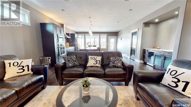 4613 Skinner Crescent, House detached with 5 bedrooms, 3 bathrooms and null parking in Regina SK | Image 6