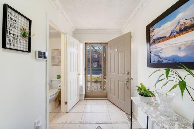 502 Barton St, Townhouse with 3 bedrooms, 3 bathrooms and 2 parking in Hamilton ON | Image 34