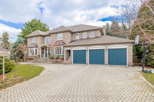 57 Rollscourt Dr, House detached with 5 bedrooms, 5 bathrooms and 9 parking in Toronto ON | Image 1