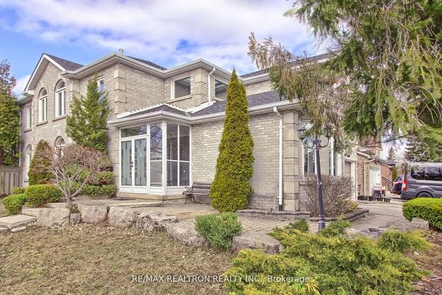 2 Cantertrot Crt, House detached with 4 bedrooms, 6 bathrooms and 4 parking in Vaughan ON | Image 12