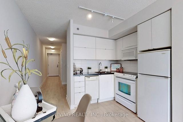605 - 21 Nelson St, Condo with 1 bedrooms, 1 bathrooms and 0 parking in Toronto ON | Image 6
