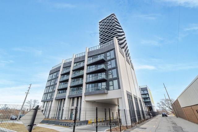 2009 - 36 Zorra St, Condo with 2 bedrooms, 2 bathrooms and 1 parking in Toronto ON | Image 29