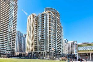 612 - 35 Hollywood Ave, Condo with 2 bedrooms, 2 bathrooms and 1 parking in Toronto ON | Card Image