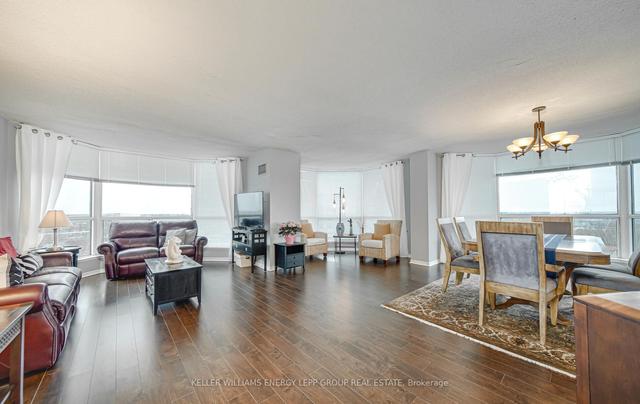 1101 - 360 Watson St W, Condo with 2 bedrooms, 2 bathrooms and 1 parking in Whitby ON | Image 15