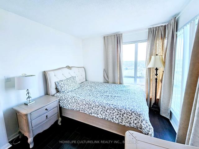 2106 - 11 Lee Centre Dr, Condo with 2 bedrooms, 1 bathrooms and 1 parking in Toronto ON | Image 21