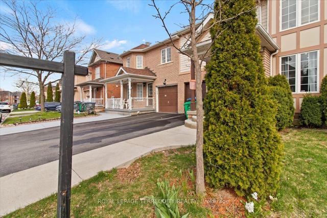 6 - 30 Pauline Cres, House attached with 4 bedrooms, 4 bathrooms and 4 parking in Brampton ON | Image 23