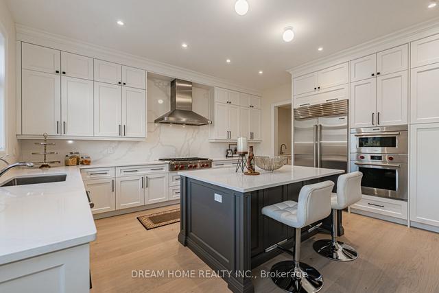 459 Via Romano Blvd E, House detached with 5 bedrooms, 7 bathrooms and 7 parking in Vaughan ON | Image 5