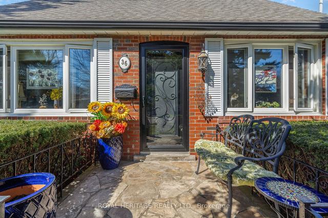 36 Cliffcrest Dr, House detached with 3 bedrooms, 2 bathrooms and 6 parking in Toronto ON | Image 11