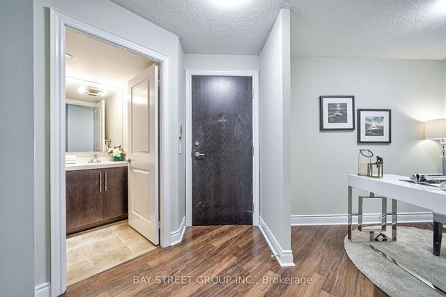 1019 - 500 Doris Ave, Condo with 2 bedrooms, 2 bathrooms and 1 parking in Toronto ON | Image 23