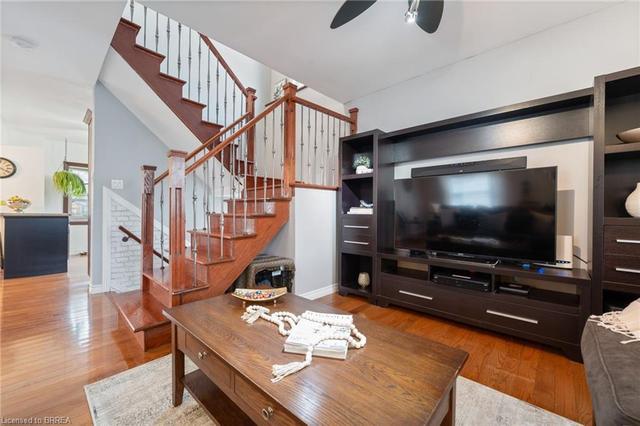81 East 24th Street, House detached with 4 bedrooms, 2 bathrooms and 5 parking in Hamilton ON | Image 35