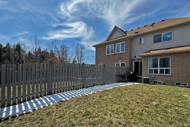 140 Cathedral Dr, House attached with 3 bedrooms, 3 bathrooms and 2 parking in Whitby ON | Image 26