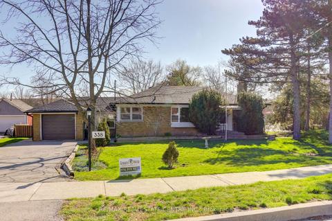 338 Queen St S, House detached with 2 bedrooms, 2 bathrooms and 5 parking in Mississauga ON | Card Image