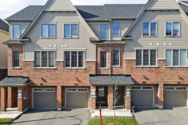 88 - 194 Royal Northern Path, Townhouse with 3 bedrooms, 3 bathrooms and 2 parking in Oshawa ON | Image 12