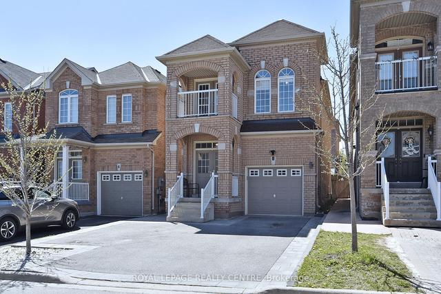 8 Catalpa Cres, House detached with 4 bedrooms, 4 bathrooms and 3 parking in Vaughan ON | Image 12