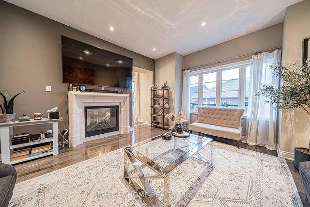 115 Abner Miles Dr, House detached with 5 bedrooms, 7 bathrooms and 6 parking in Vaughan ON | Image 3