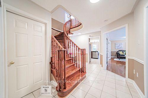 2576 Strathmore Cres, House detached with 4 bedrooms, 4 bathrooms and 6 parking in Mississauga ON | Image 39