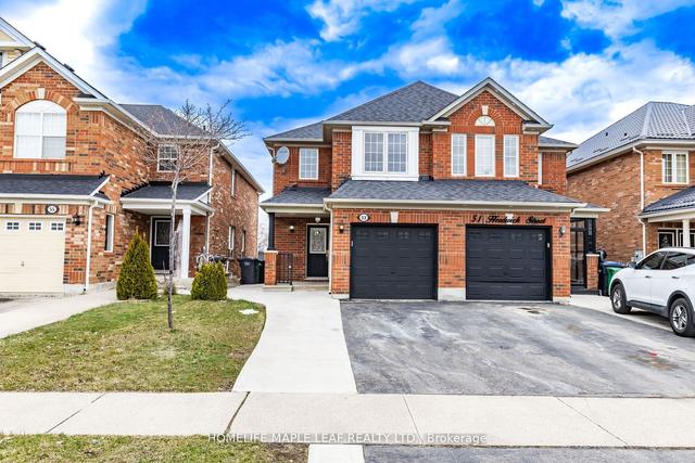 53 Herdwick St, House semidetached with 3 bedrooms, 4 bathrooms and 5 parking in Brampton ON | Image 1