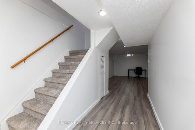 145 Baronwood Crt, Townhouse with 3 bedrooms, 3 bathrooms and 2 parking in Brampton ON | Image 20