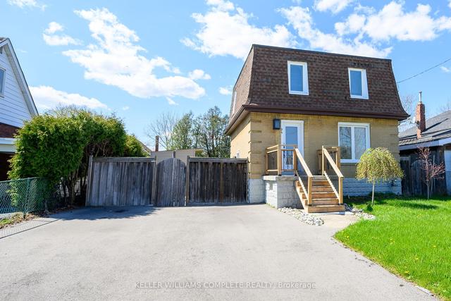 94 Howard Ave, House detached with 3 bedrooms, 2 bathrooms and 4 parking in Hamilton ON | Image 17
