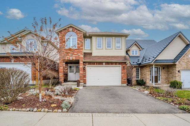 7 Henderson Dr, House detached with 4 bedrooms, 4 bathrooms and 3 parking in Guelph ON | Image 12