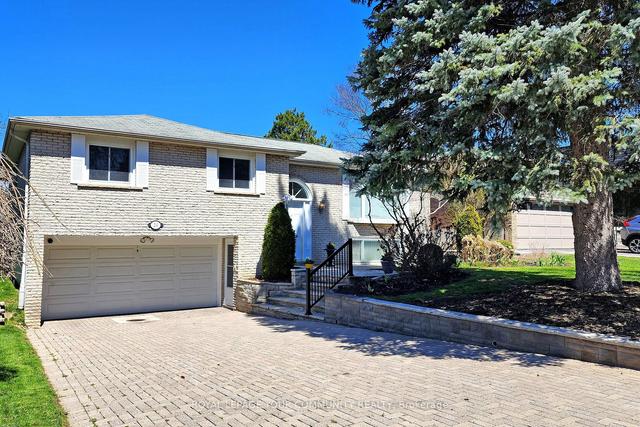 24 Banquo Rd, House detached with 4 bedrooms, 2 bathrooms and 6 parking in Markham ON | Image 1