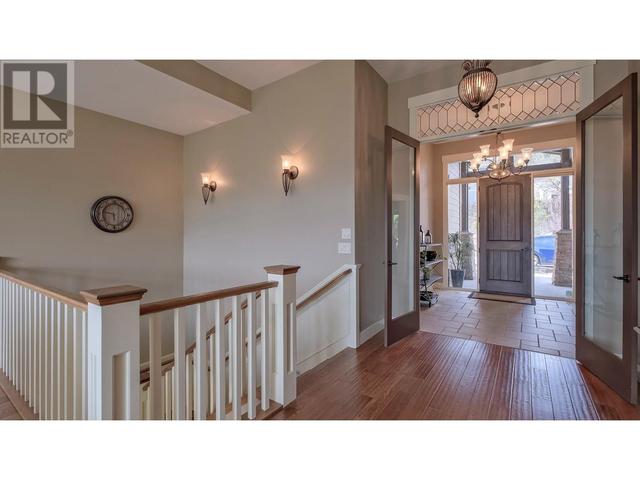 732 Traditions Crescent, House detached with 4 bedrooms, 2 bathrooms and 3 parking in Kelowna BC | Image 5