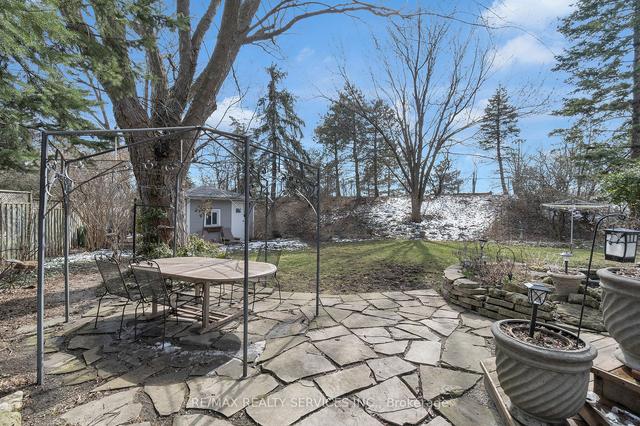 60 Lorraine Cres, House detached with 3 bedrooms, 3 bathrooms and 4 parking in Brampton ON | Image 22