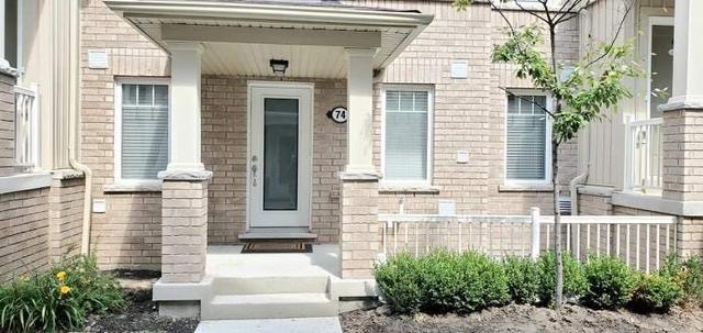 2500 Hill Rise Crt, Townhouse with 2 bedrooms, 2 bathrooms and 1 parking in Oshawa ON | Image 1