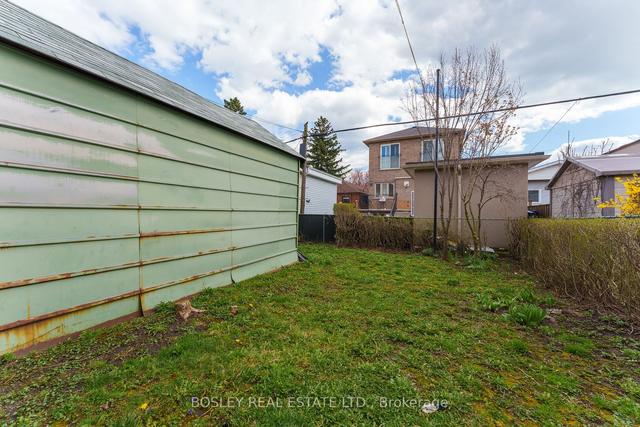 43 Kings Park Blvd, House detached with 4 bedrooms, 2 bathrooms and 2 parking in Toronto ON | Image 32