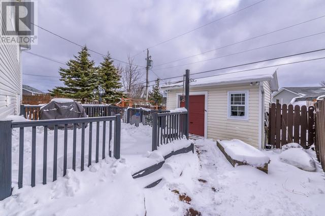 87 Elizabeth Drive, House detached with 3 bedrooms, 1 bathrooms and null parking in Paradise NL | Image 27