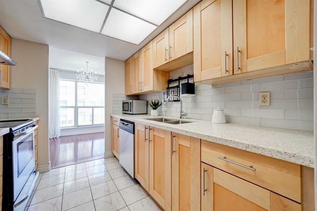 1109 - 335 Webb Dr, Condo with 2 bedrooms, 2 bathrooms and 1 parking in Mississauga ON | Image 11