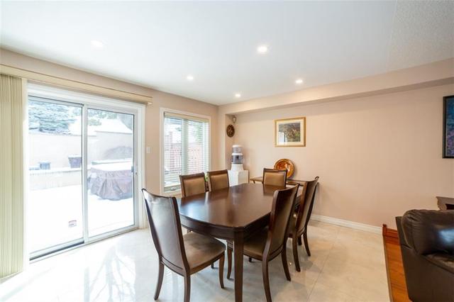 22 Taywood Crt, House detached with 4 bedrooms, 2 bathrooms and 5 parking in Hamilton ON | Image 14