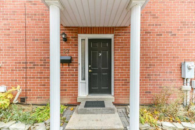 87 Millstone Dr, Townhouse with 3 bedrooms, 3 bathrooms and 2 parking in Brampton ON | Image 12